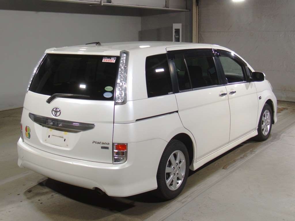 TOYOTA ISIS