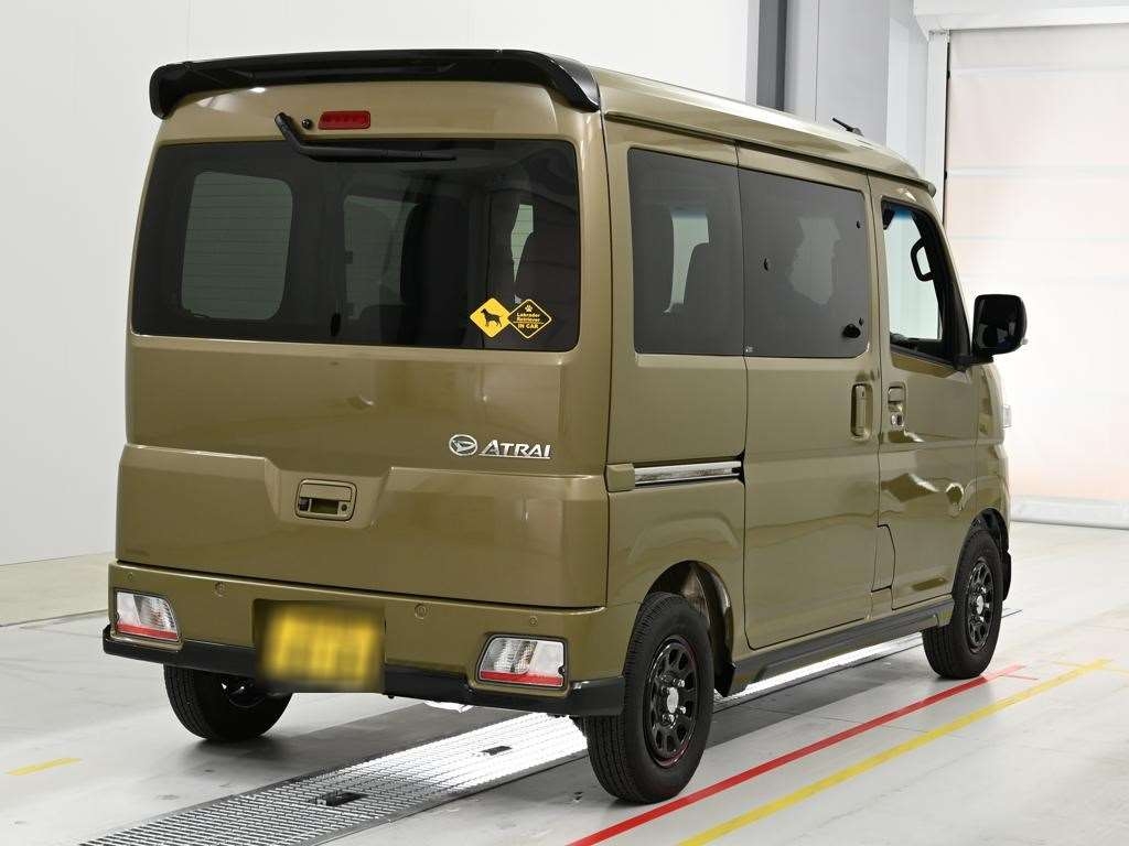 DAIHATSU ATRAI