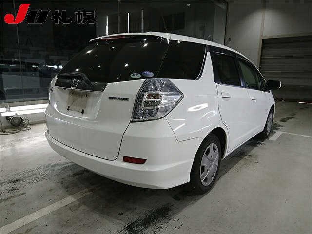 HONDA FIT SHUTTLE