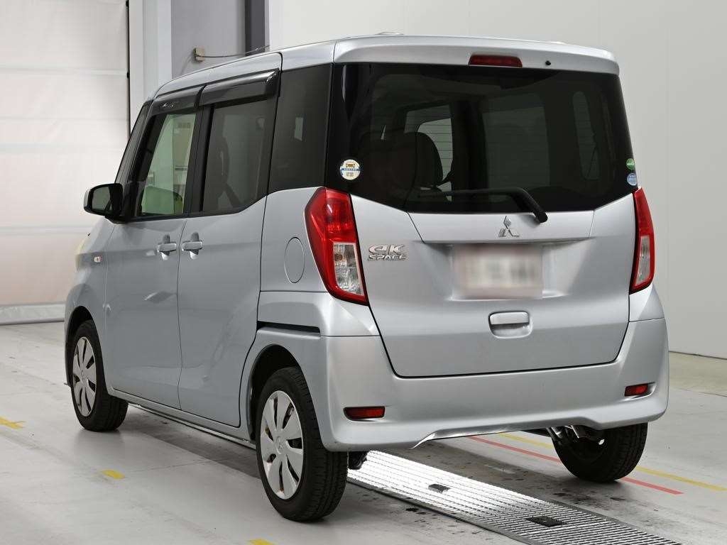 MITSUBISHI EK SPACE