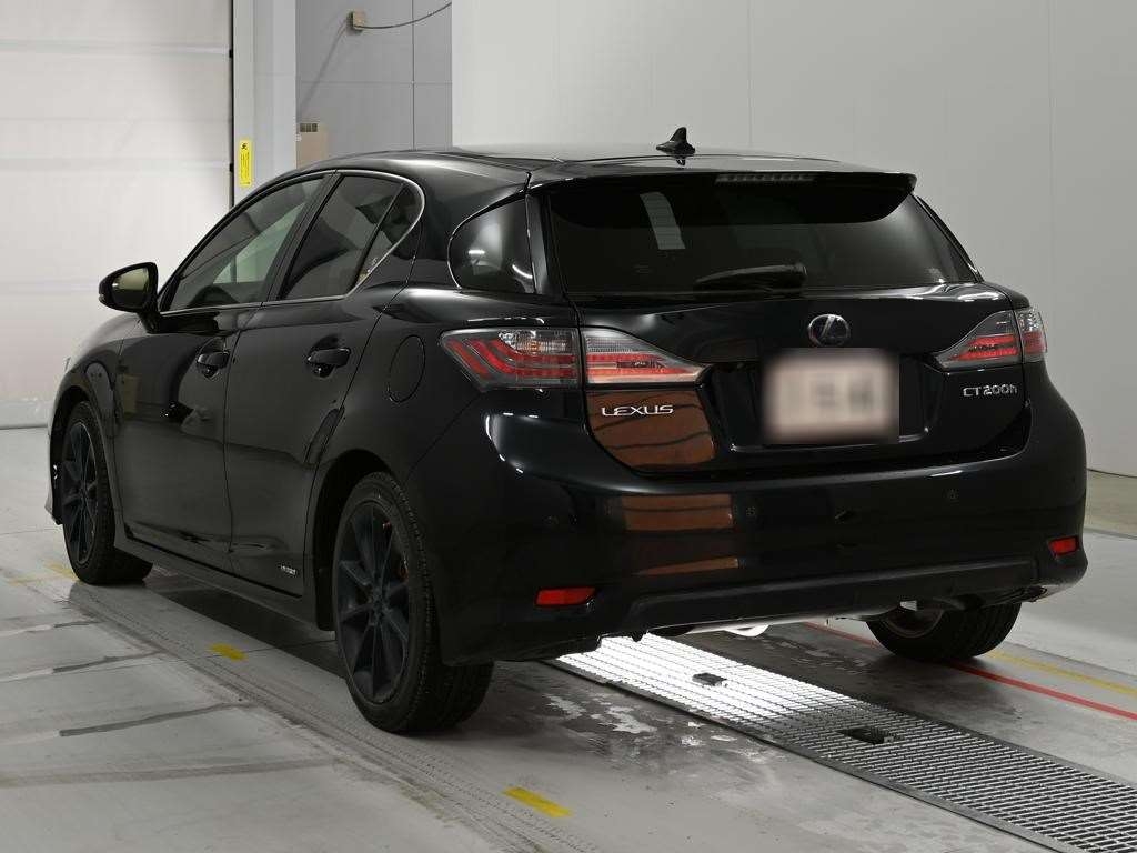 LEXUS CT200H