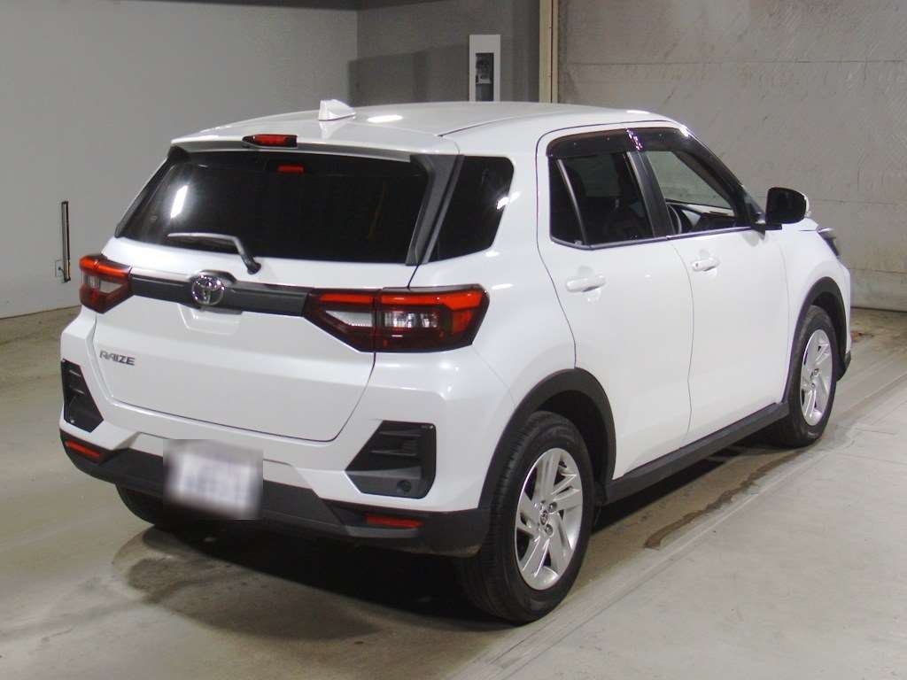 TOYOTA RAIZE