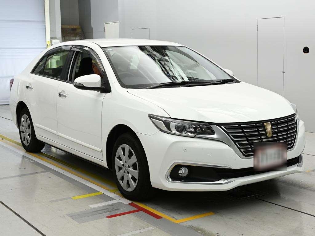TOYOTA PREMIO