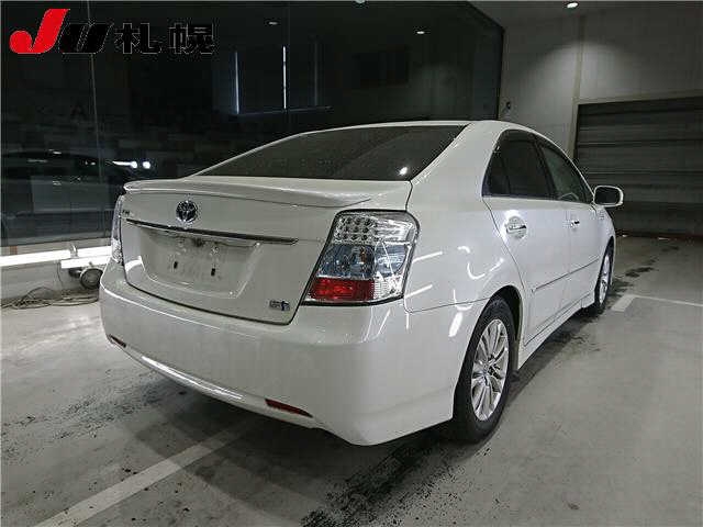 TOYOTA SAI