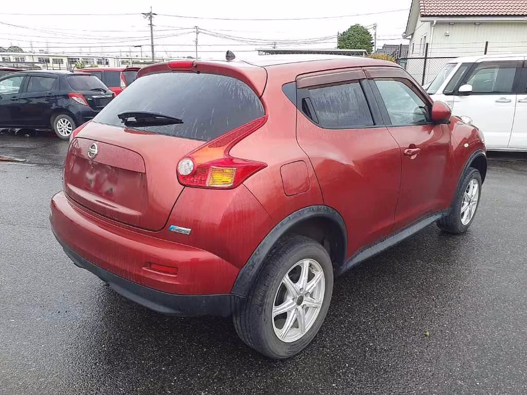 NISSAN JUKE