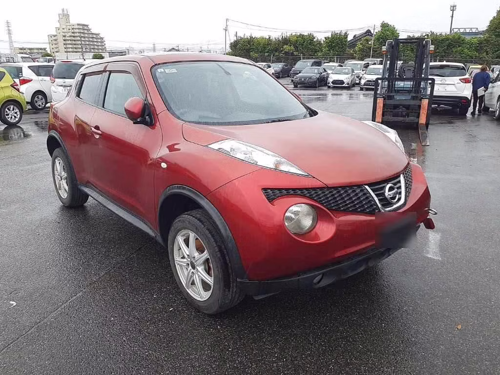 NISSAN JUKE