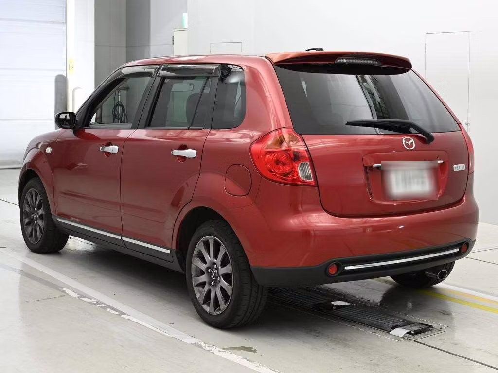 MAZDA VERISA