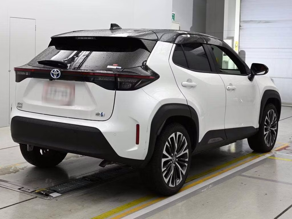TOYOTA YARIS CROSS