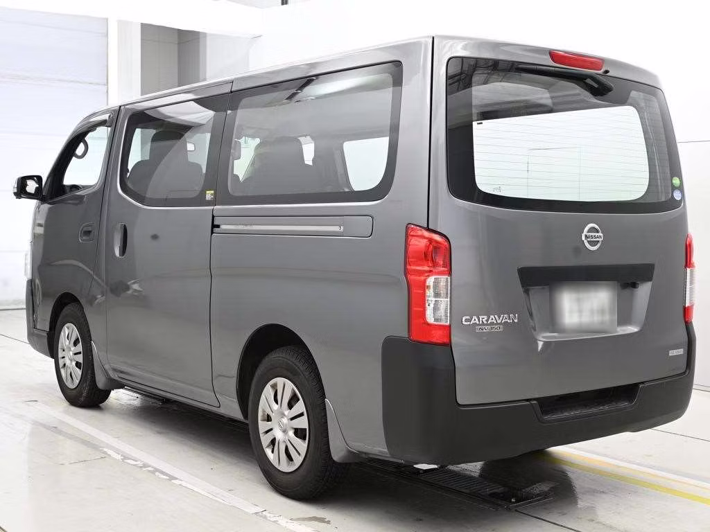 NISSAN NV350 CARAVAN