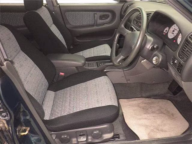 MITSUBISHI GALANT