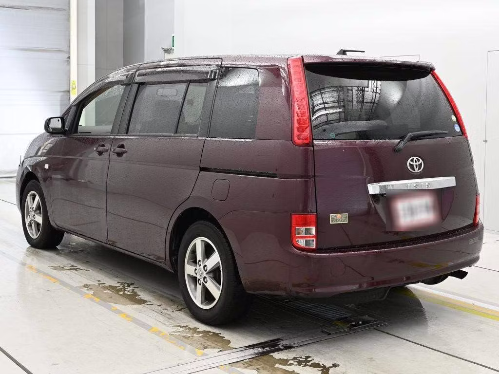 TOYOTA ISIS