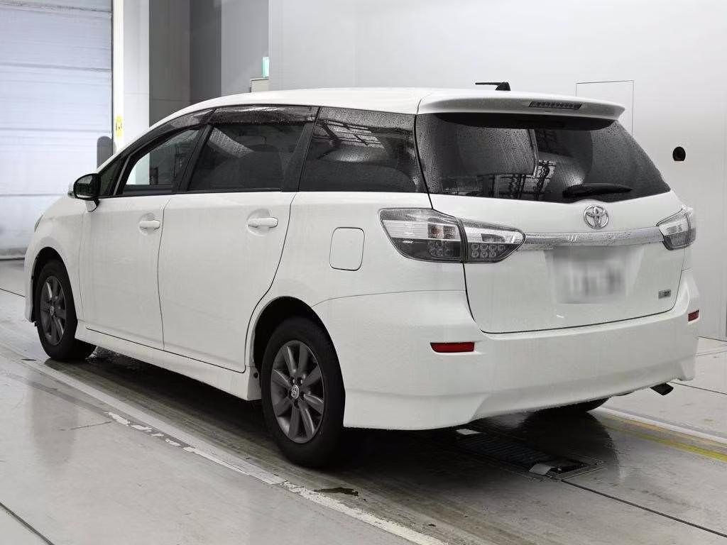 TOYOTA WISH