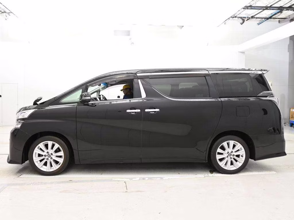 TOYOTA VELLFIRE