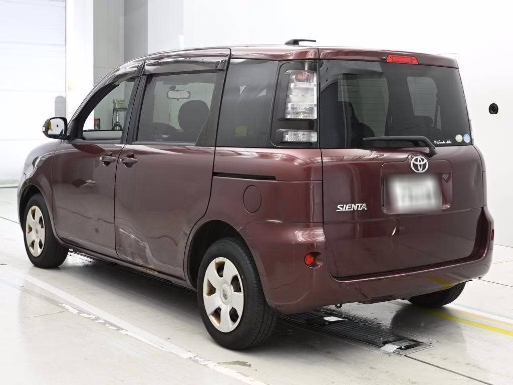 TOYOTA SIENTA