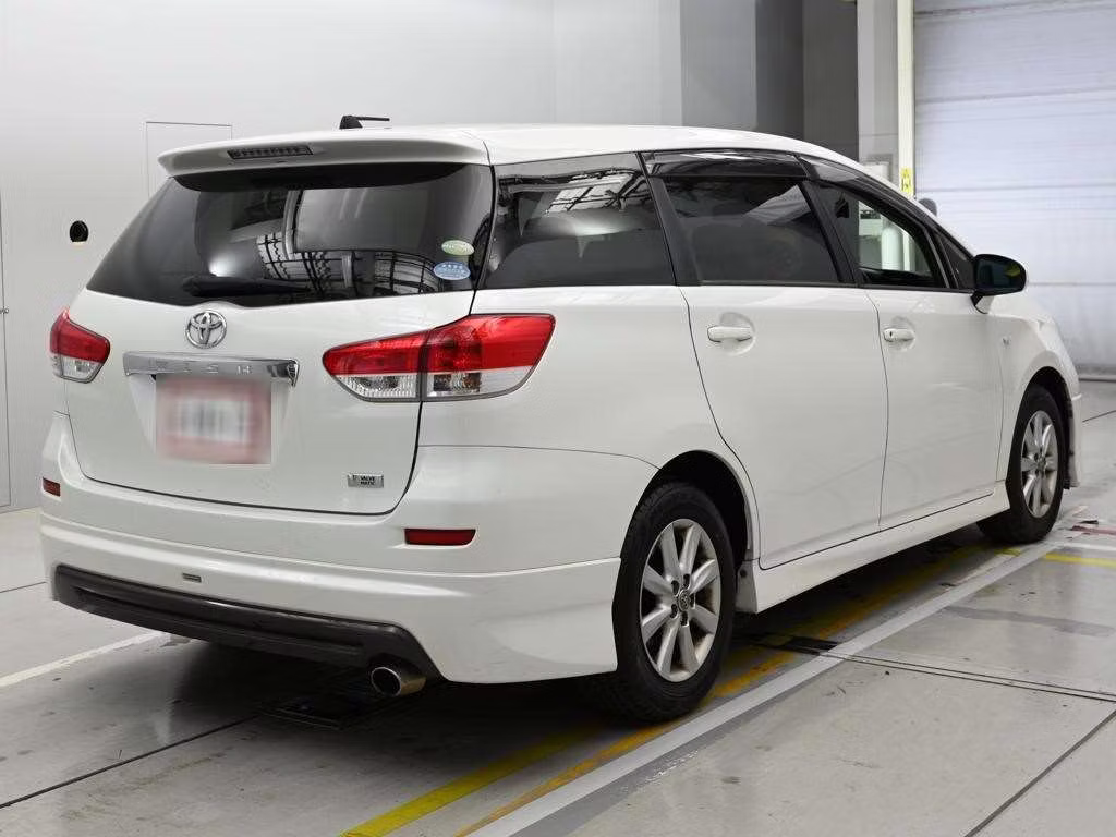 TOYOTA WISH