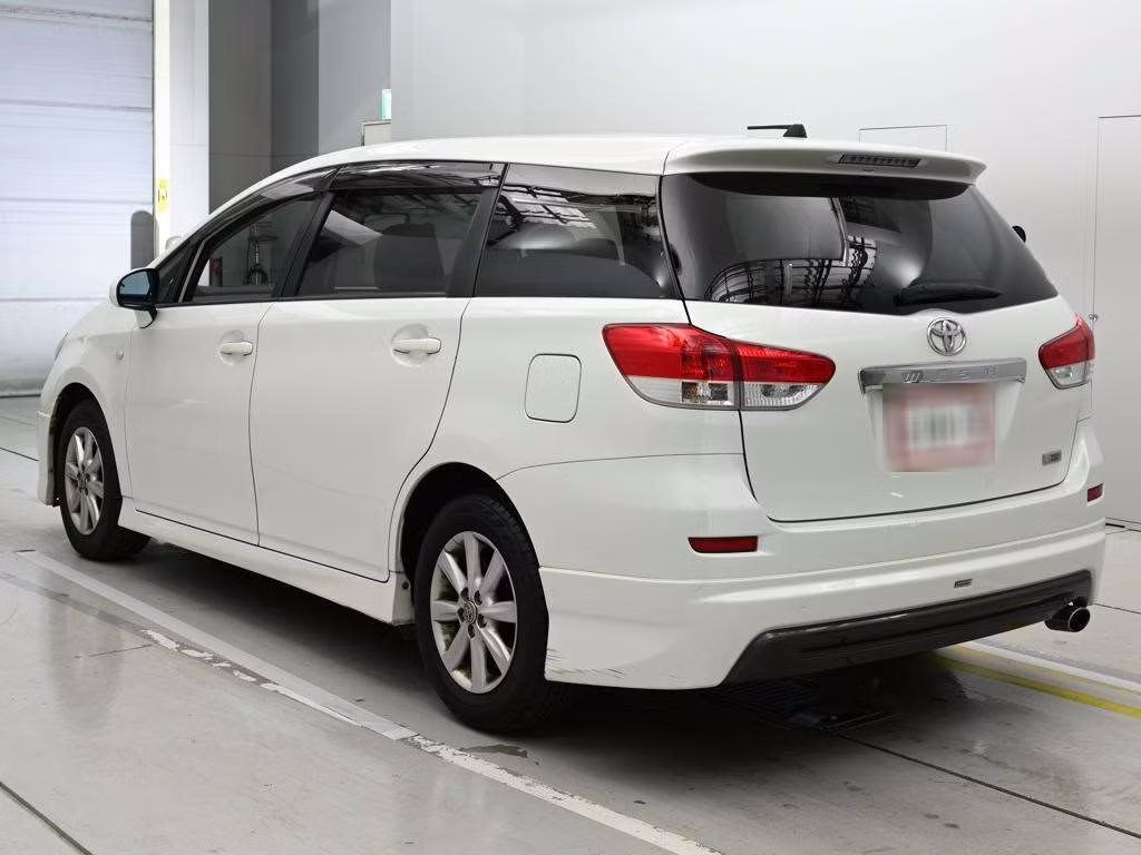 TOYOTA WISH