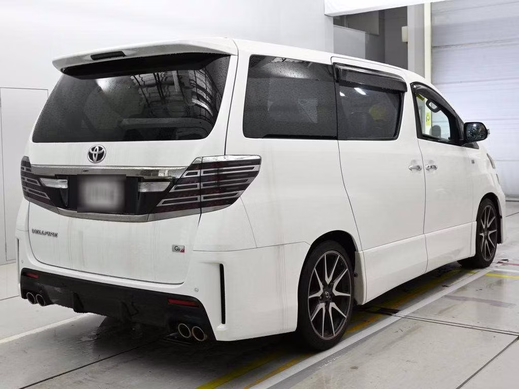 TOYOTA VELLFIRE