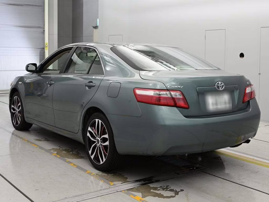 TOYOTA CAMRY