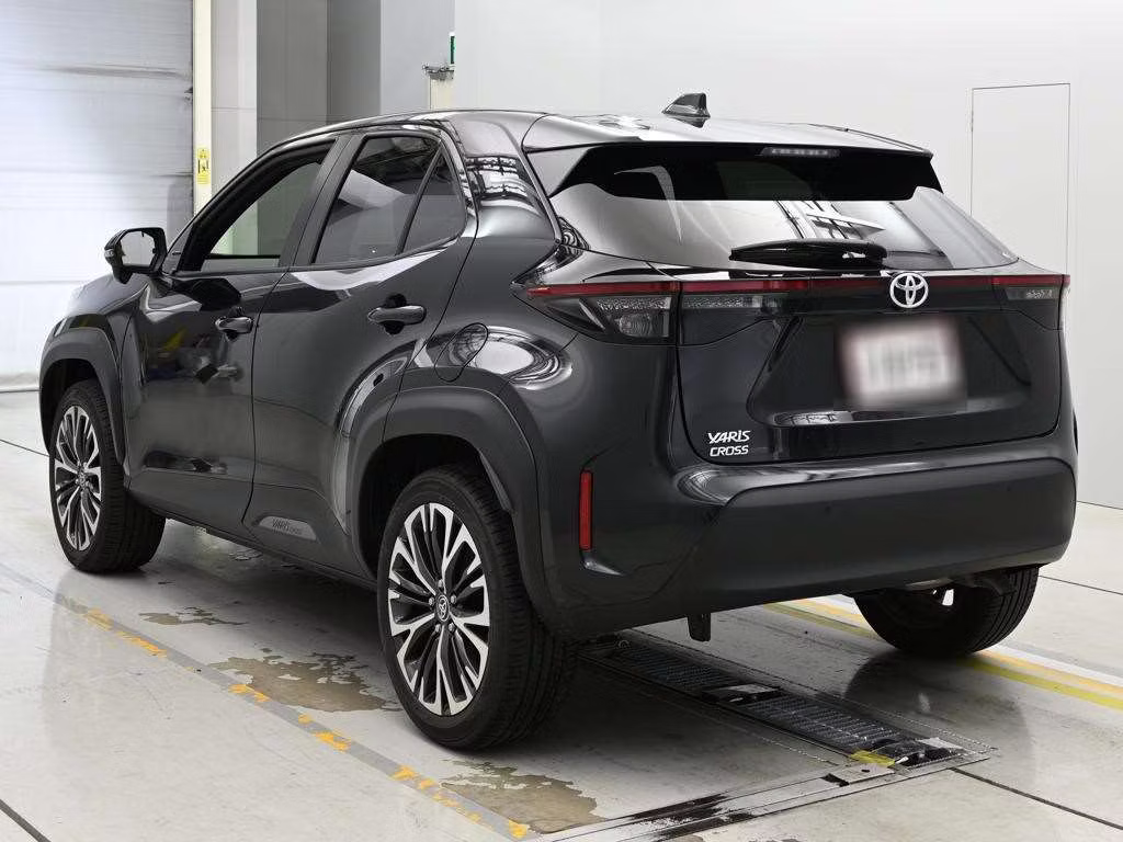 TOYOTA YARIS CROSS