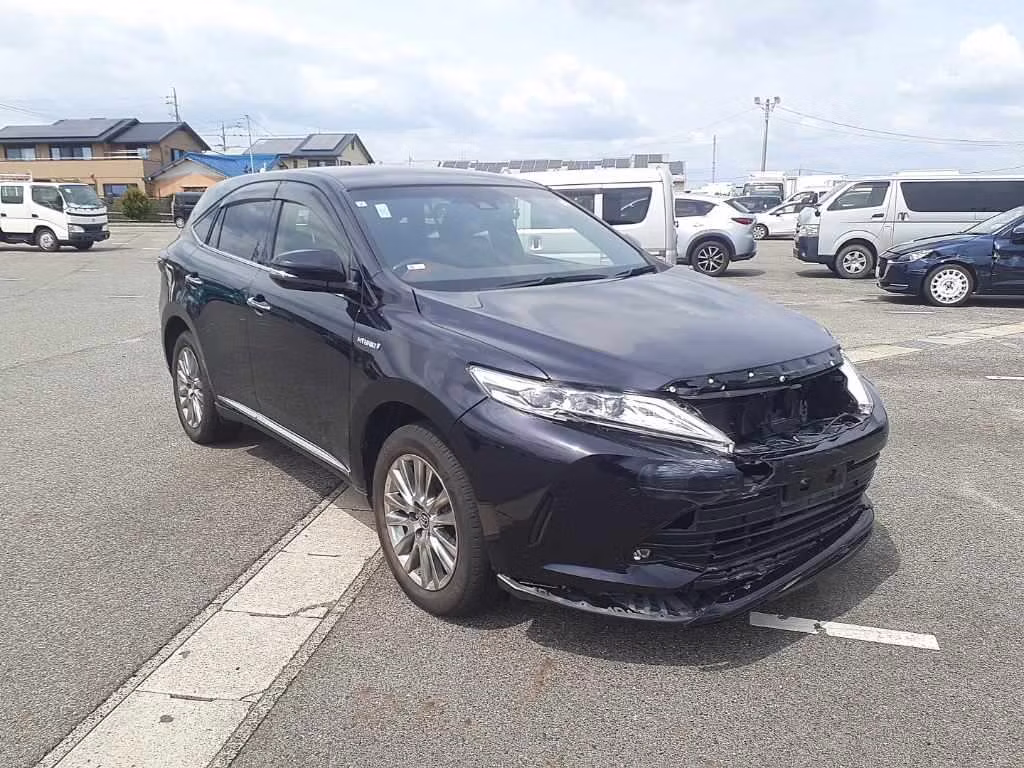 TOYOTA HARRIER