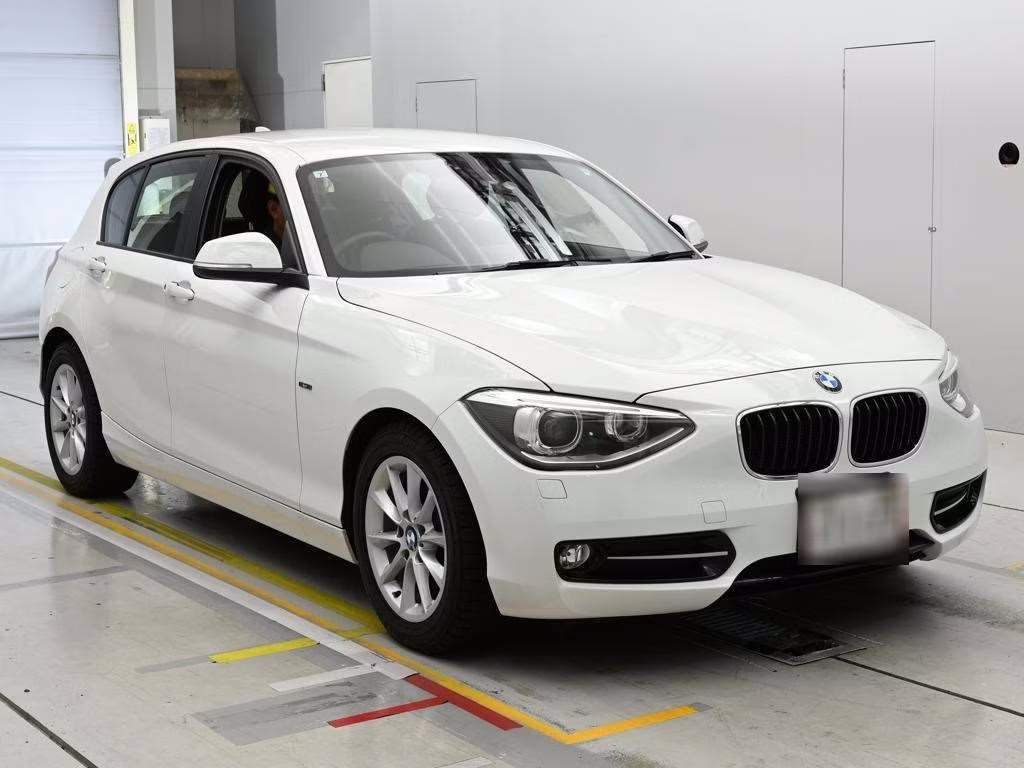 BMW 1-SERIES