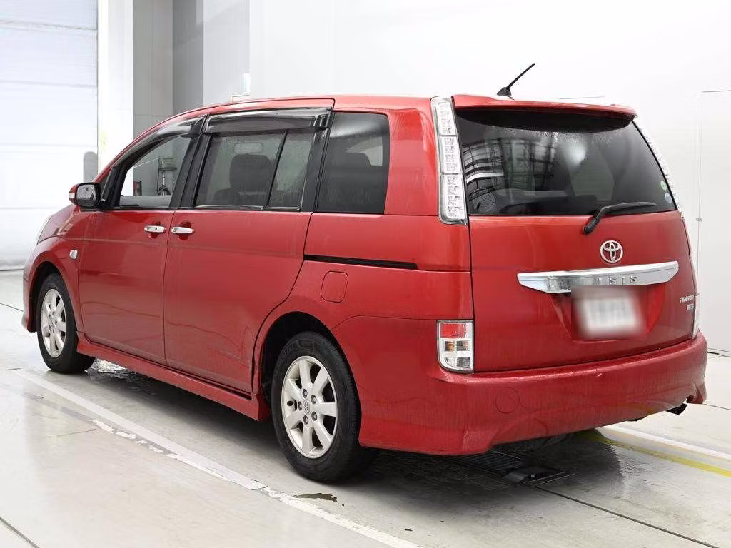 TOYOTA ISIS