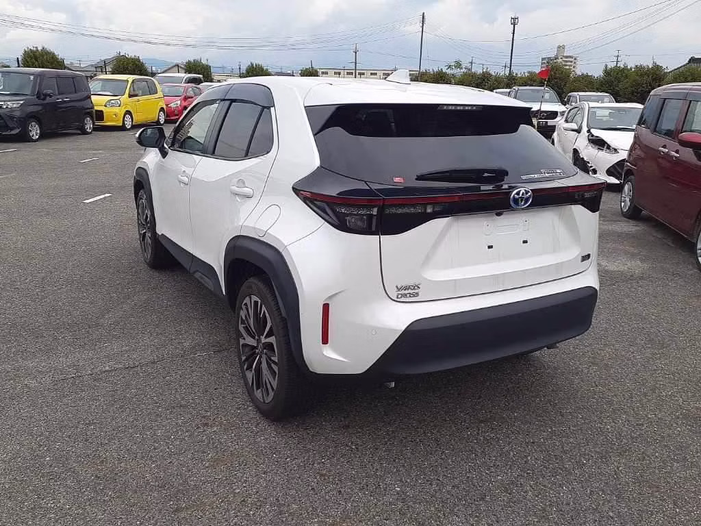 TOYOTA YARIS CROSS