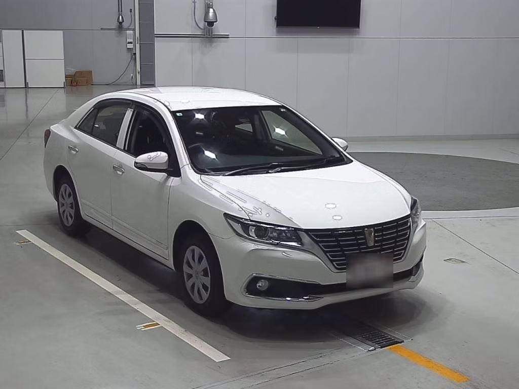 TOYOTA PREMIO