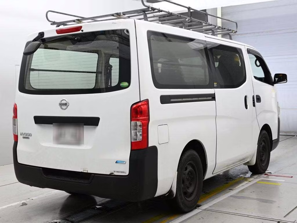 NISSAN NV350 CARAVAN