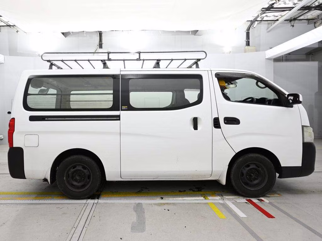 NISSAN NV350 CARAVAN