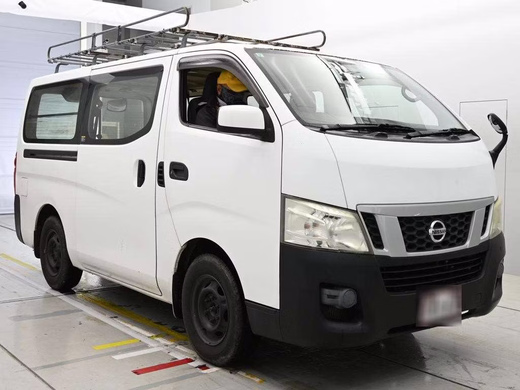 NISSAN NV350 CARAVAN