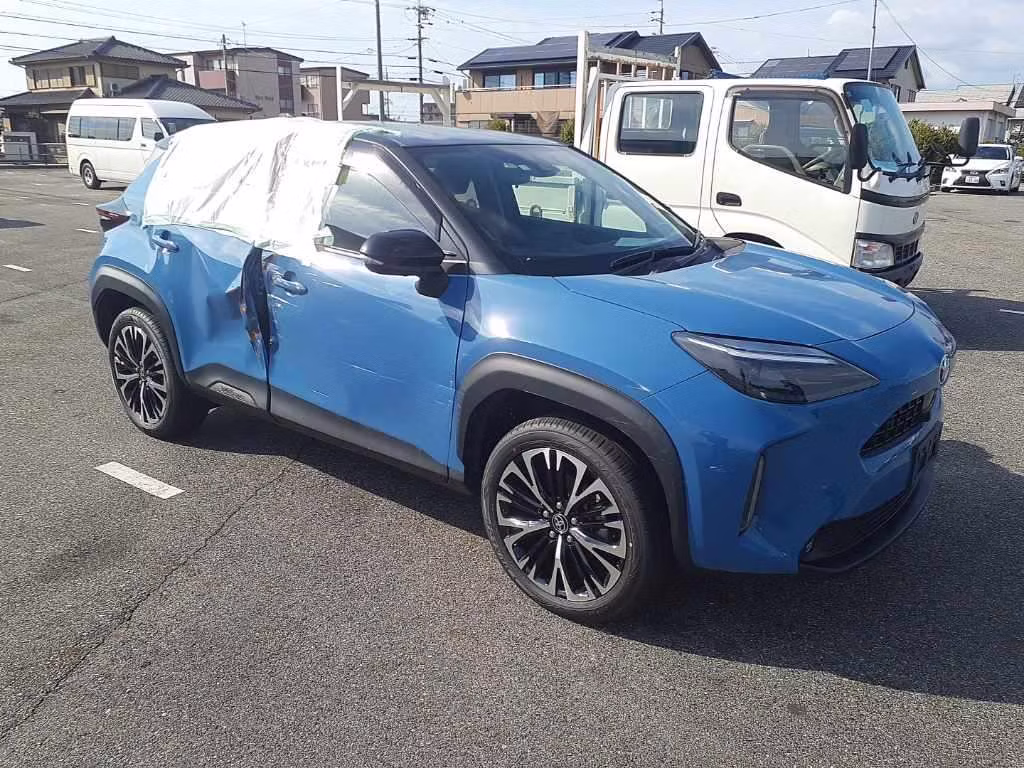 TOYOTA YARIS CROSS