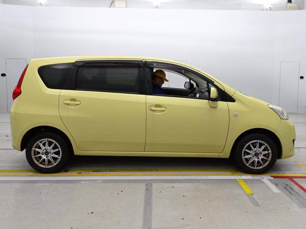 TOYOTA PASSO SETTE