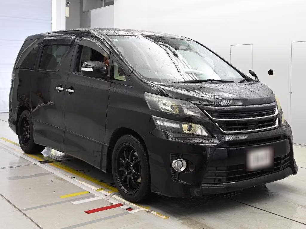 TOYOTA VELLFIRE