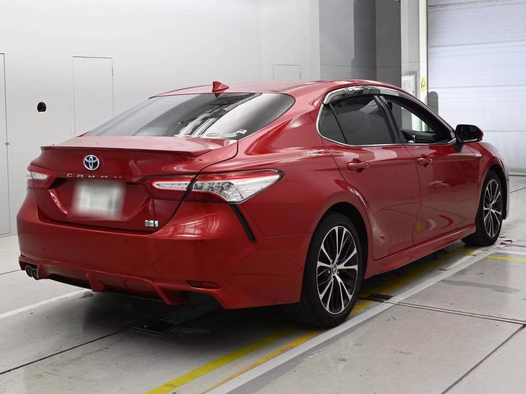 TOYOTA CAMRY