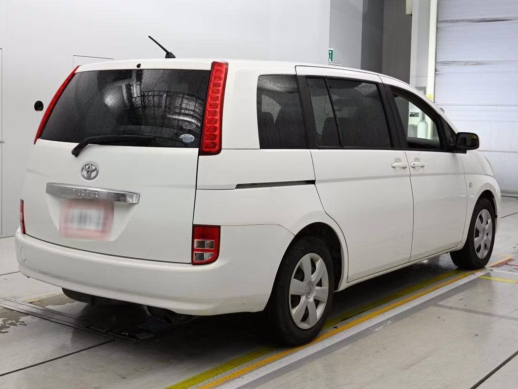 TOYOTA ISIS