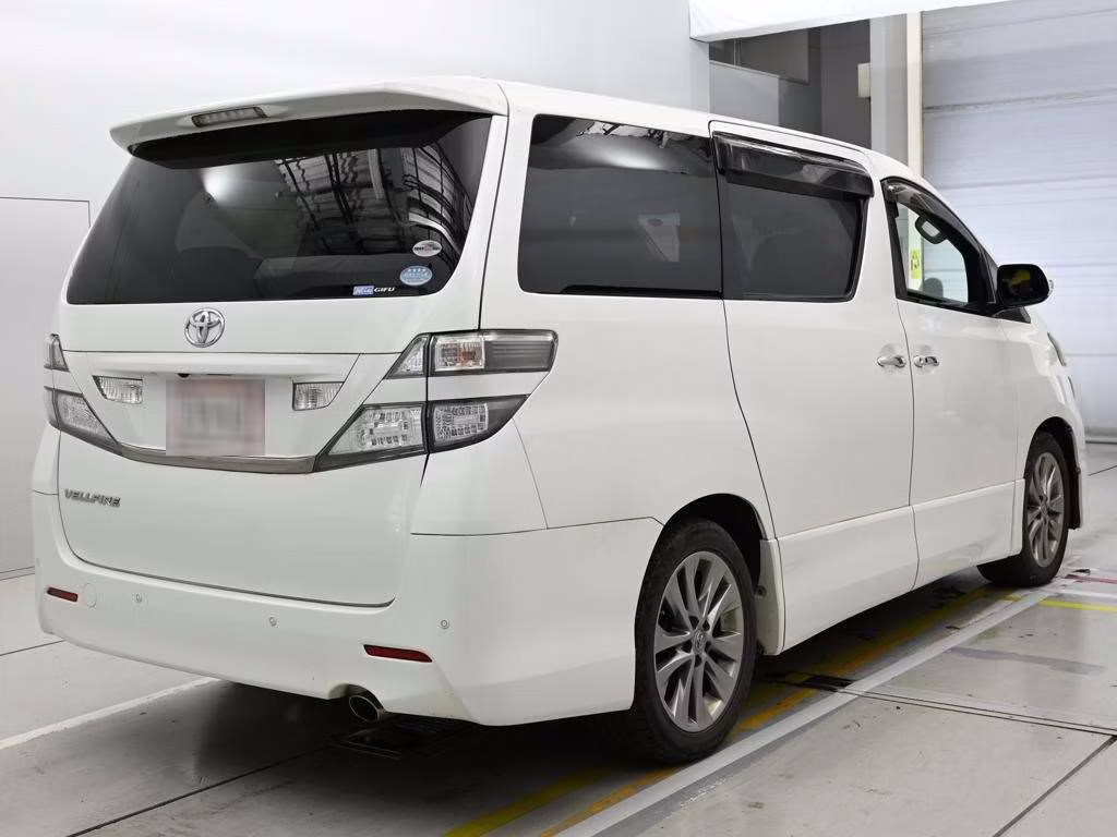 TOYOTA VELLFIRE