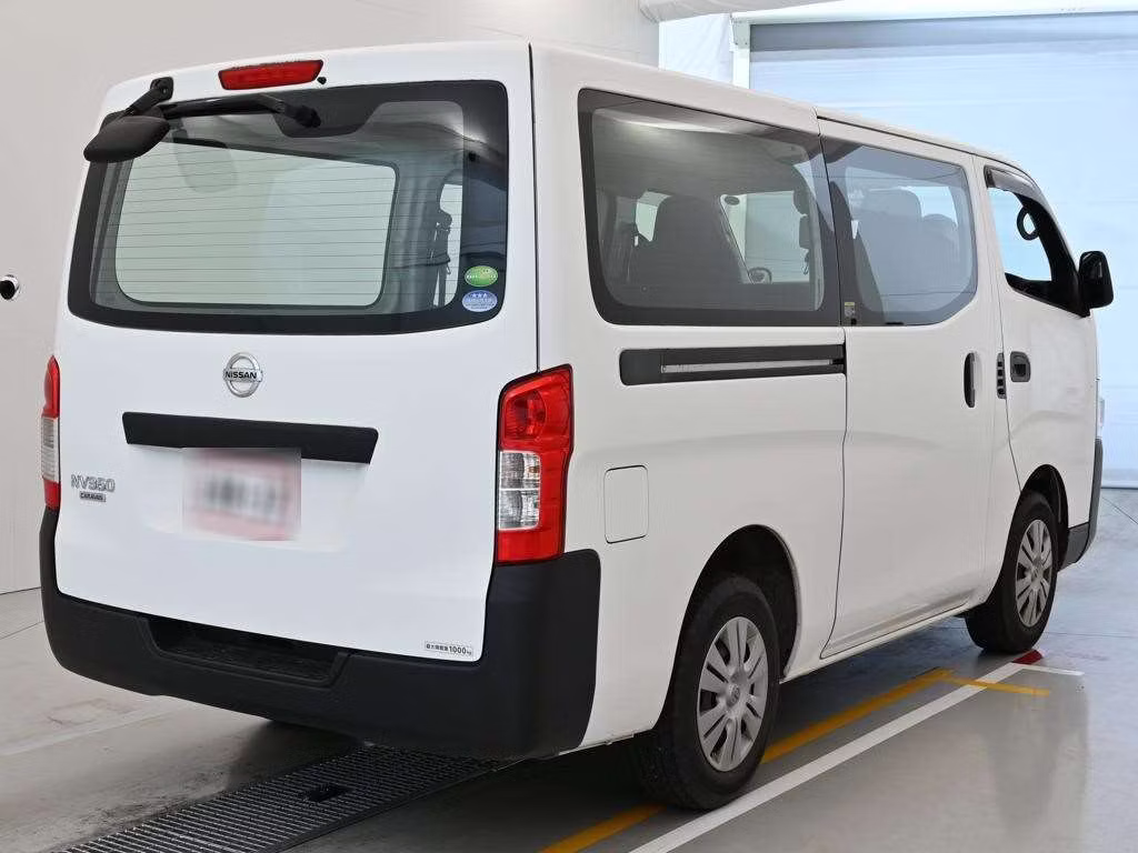 NISSAN NV350 CARAVAN