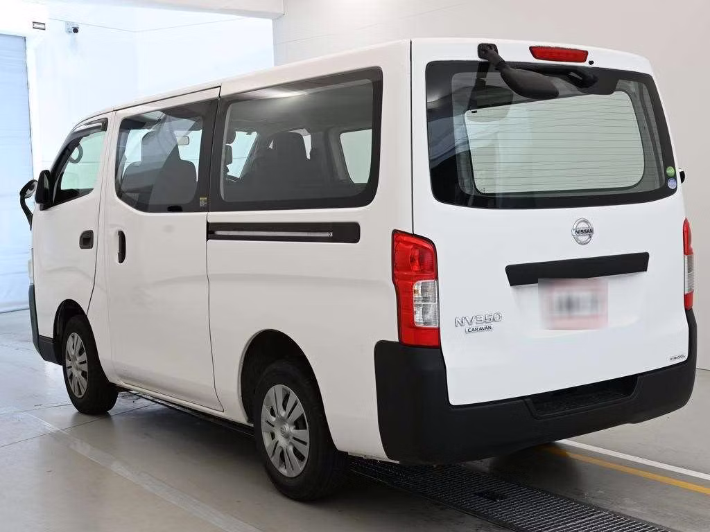 NISSAN NV350 CARAVAN