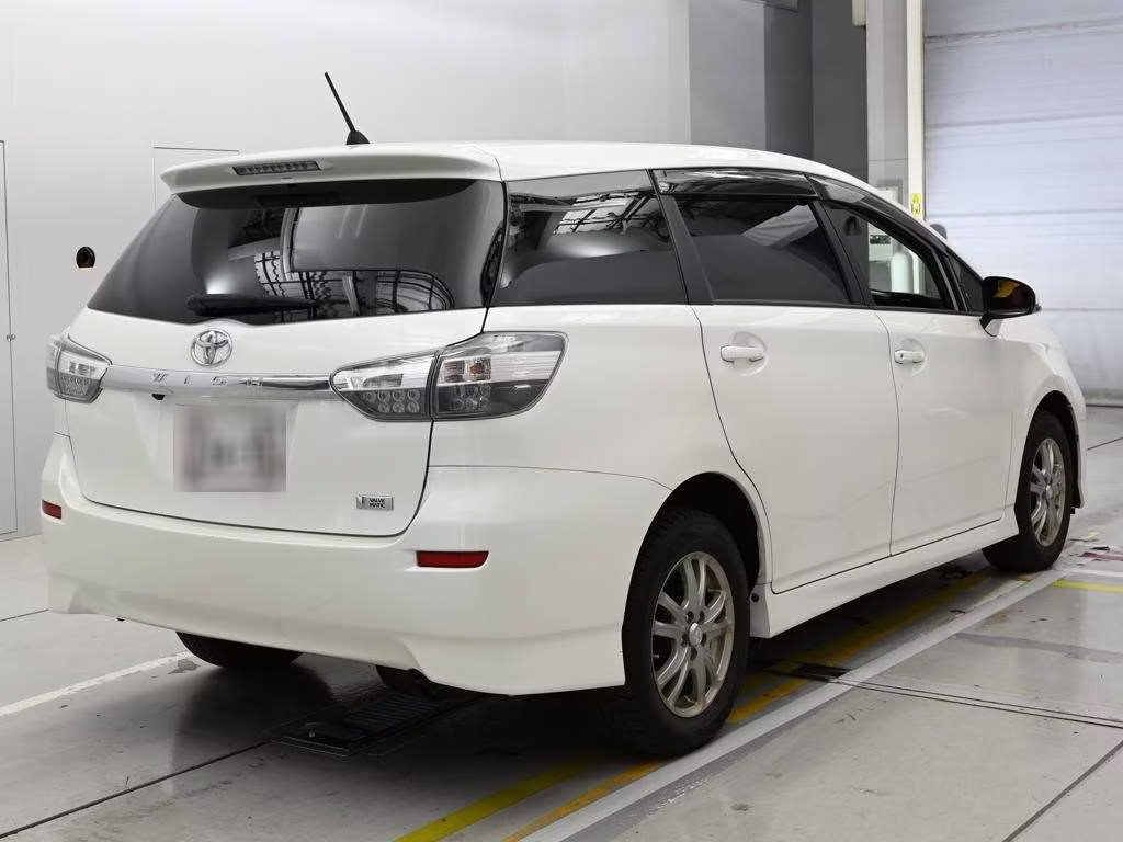 TOYOTA WISH