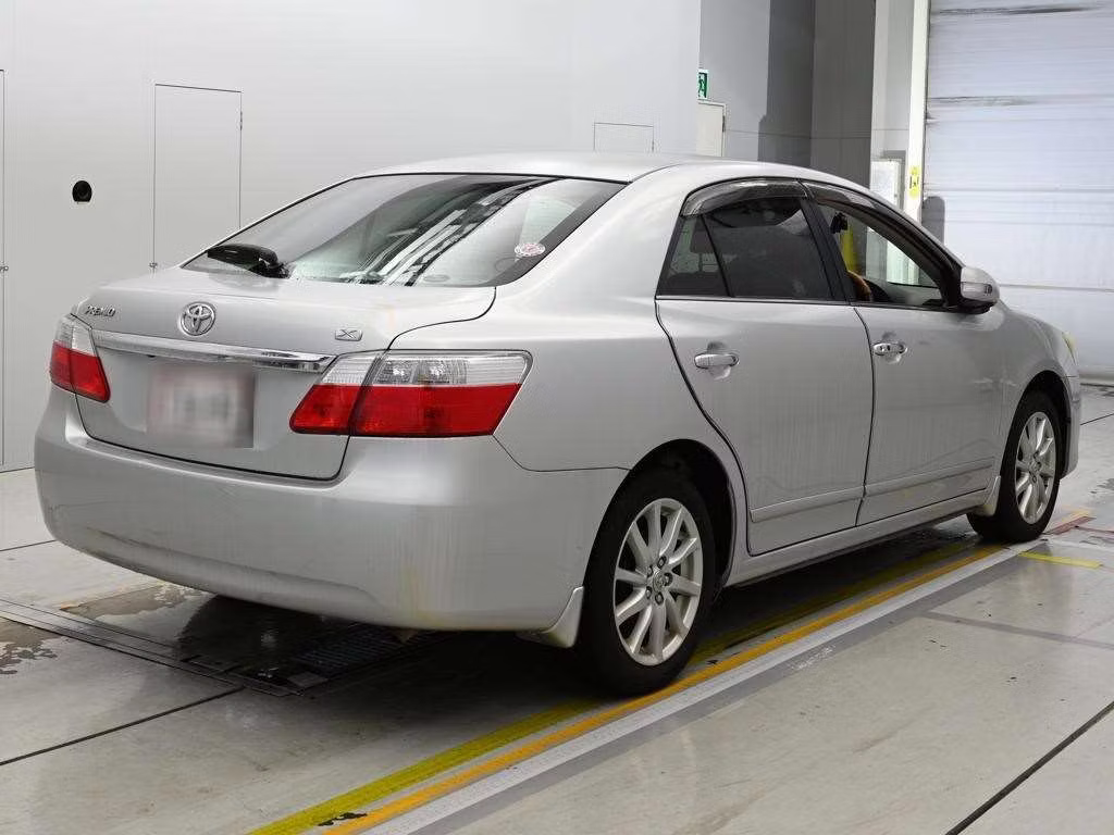 TOYOTA PREMIO