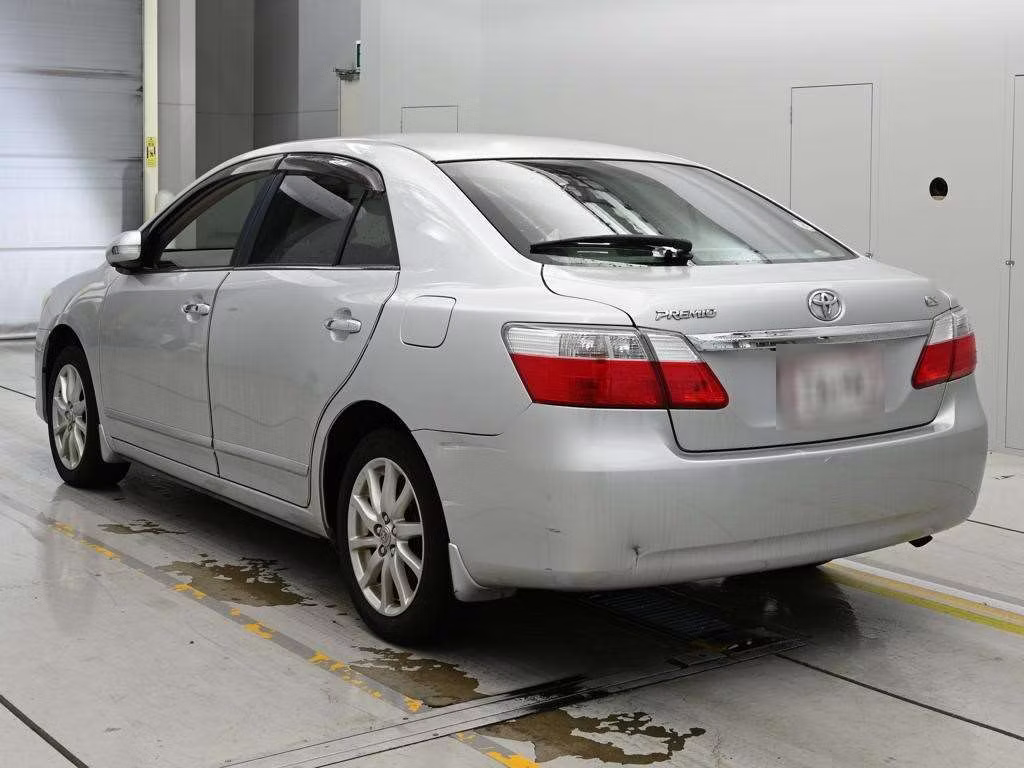 TOYOTA PREMIO