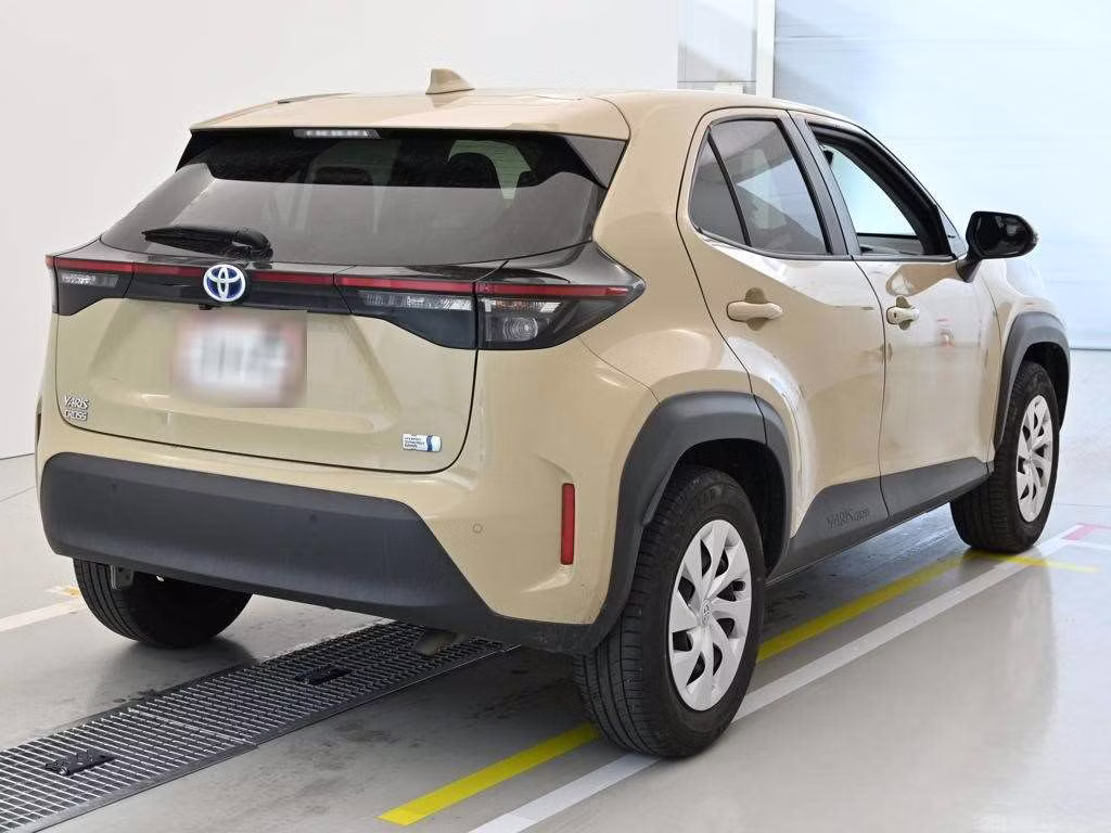 TOYOTA YARIS CROSS
