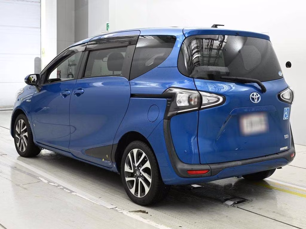 TOYOTA SIENTA
