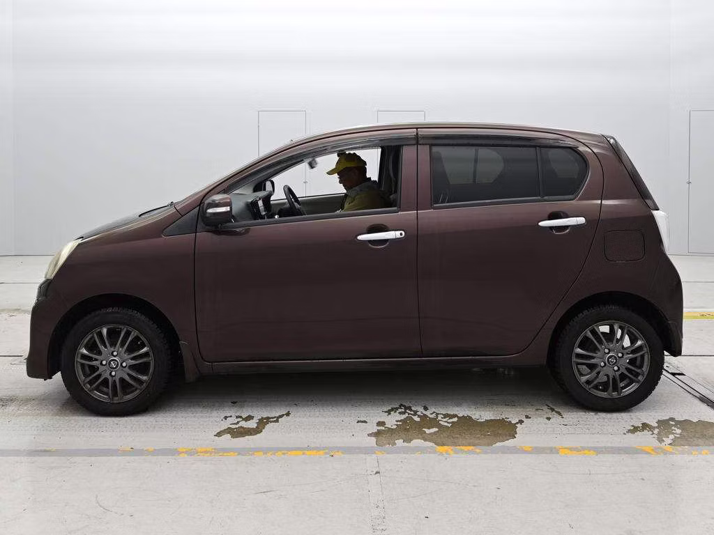 SUBARU PLEO PLUS