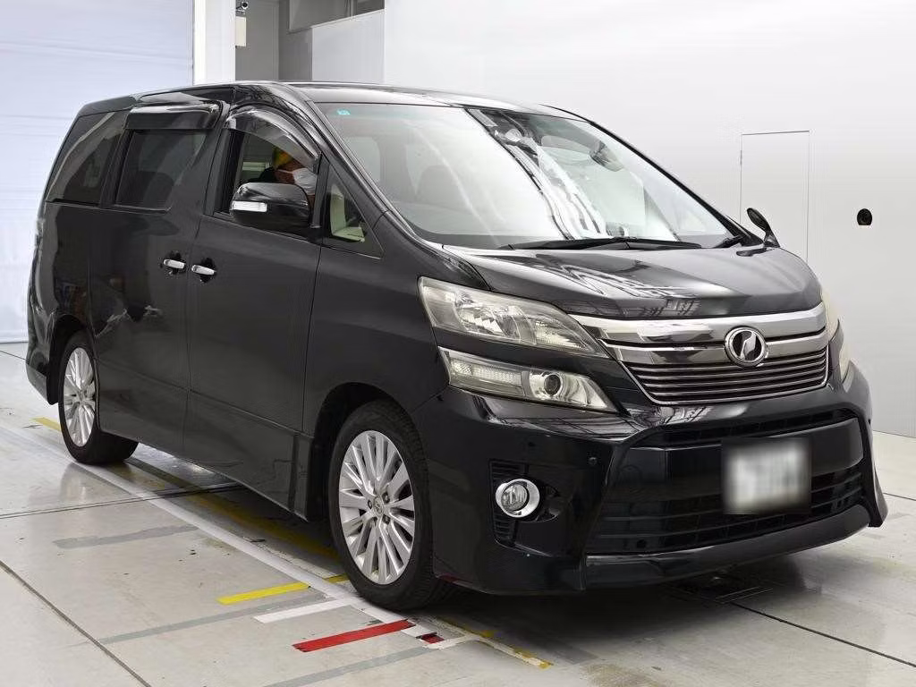 TOYOTA VELLFIRE