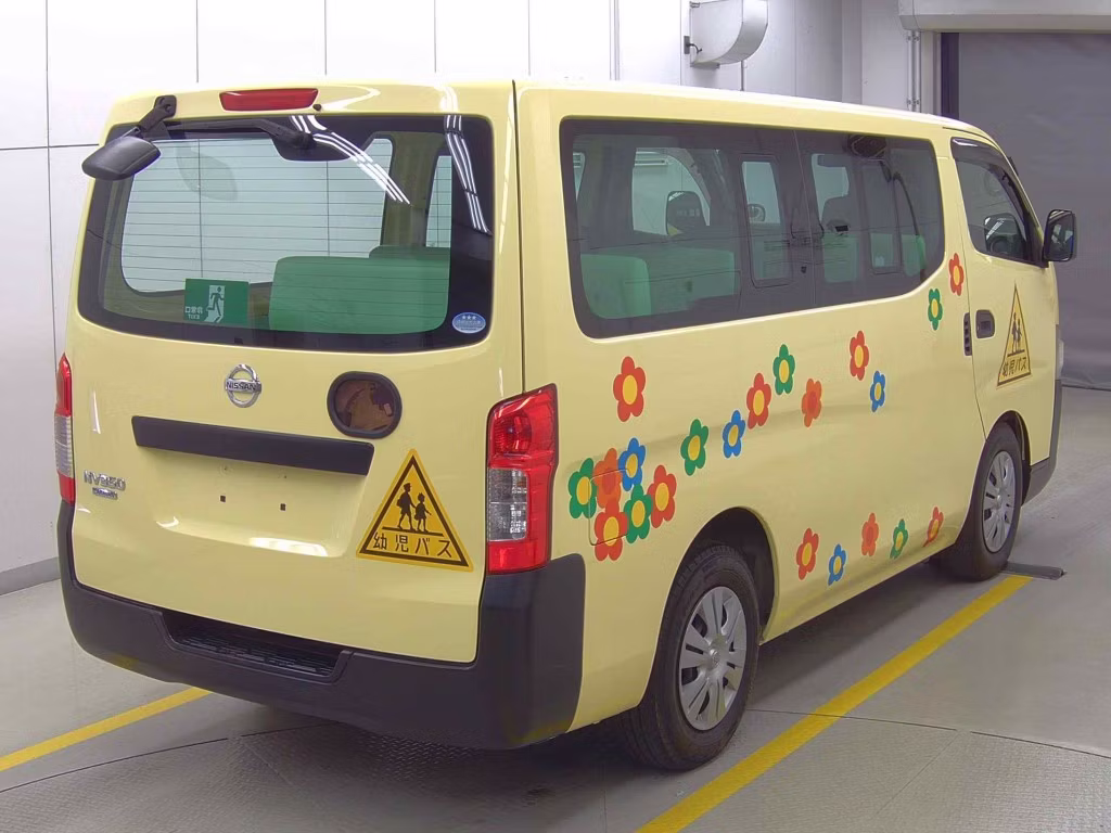NISSAN NV350 CARAVAN
