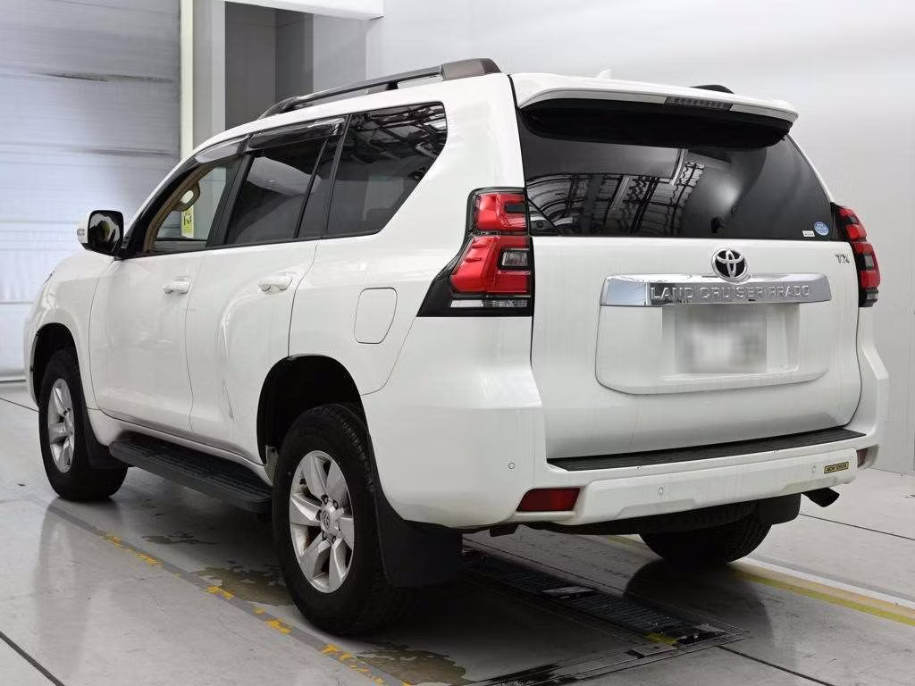 TOYOTA LAND CRUISER PRADO