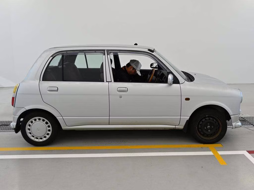 DAIHATSU MIRA GINO