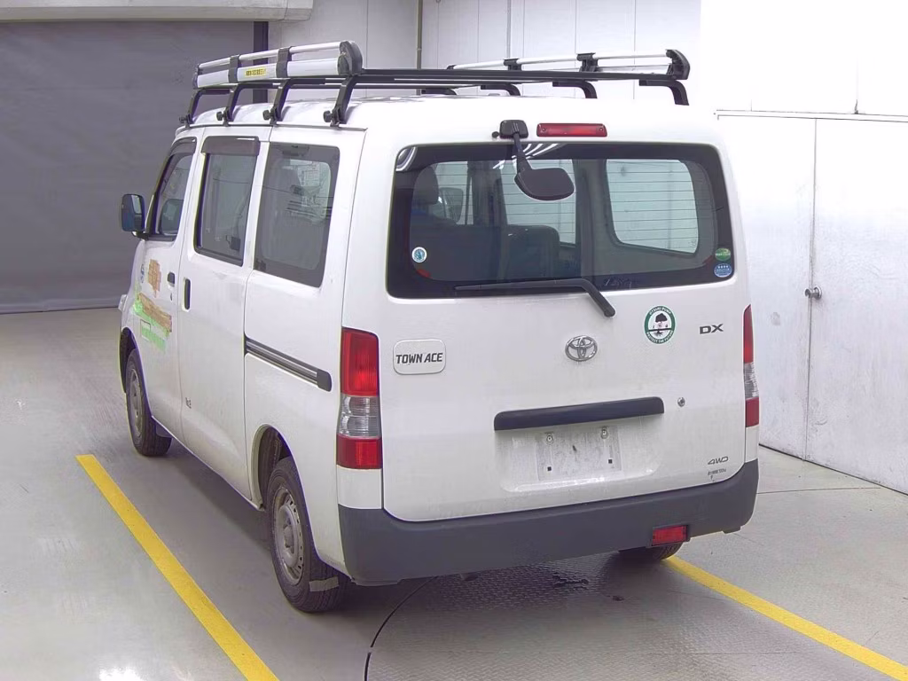 TOYOTA TOWN ACE